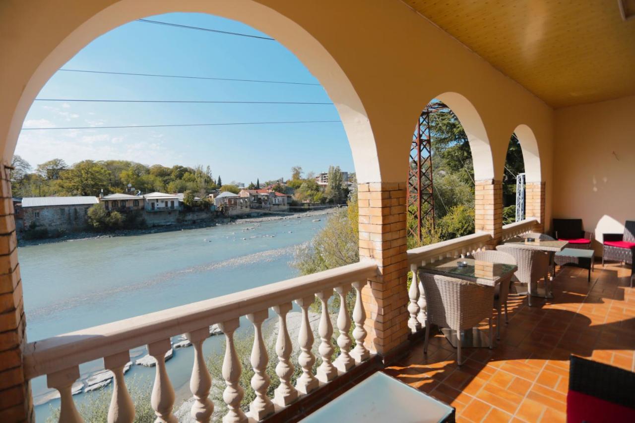 Sanapiro Hotel Kutaisi Exterior photo