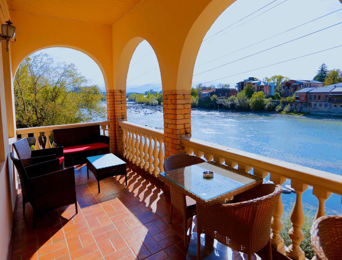 Sanapiro Hotel Kutaisi Exterior photo